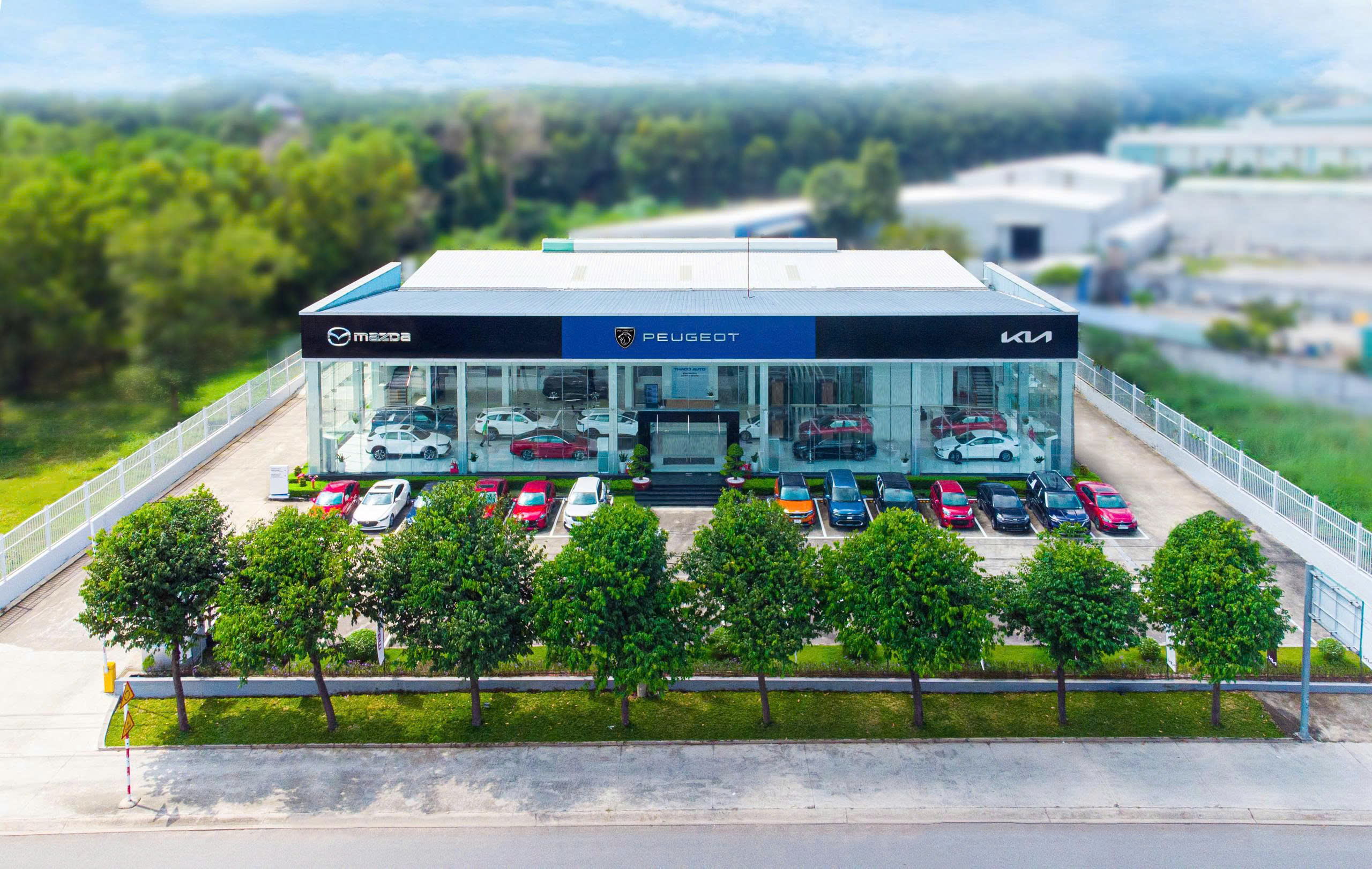 SHOWROOM KIA - MAZDA - PEUGEOT TÂN UYÊN